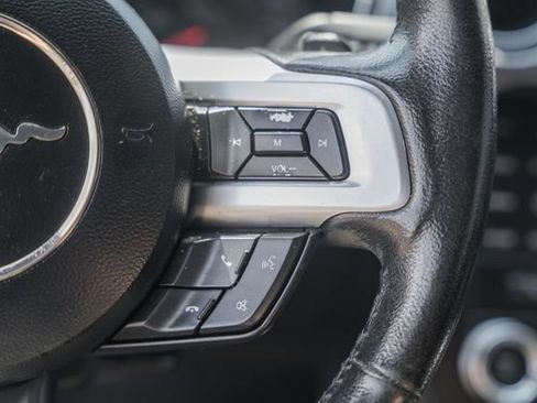 Used 2016 Ford Mustang Coupe RWD image 26