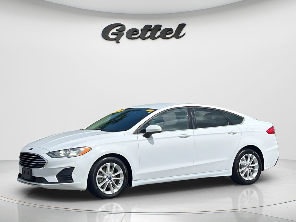 Used 2019 Ford Fusion SE FWD image 1