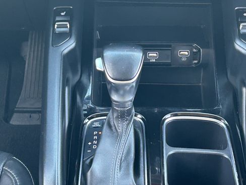 Used 2020 Kia Telluride S FWD image 21