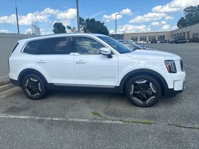 Used 2023 Kia Telluride EX