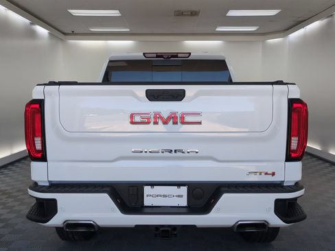 Used 2025 GMC Sierra 1500 AT4 w/ AT4 Premium Package AWD/4WD image 11