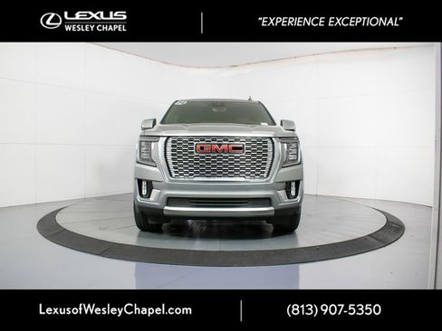 Used 2024 GMC Yukon Denali w/ Advanced Technology Package image 13