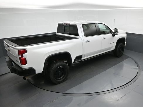Used 2022 Chevrolet Silverado 2500 High Country w/ Safety Package II image 85