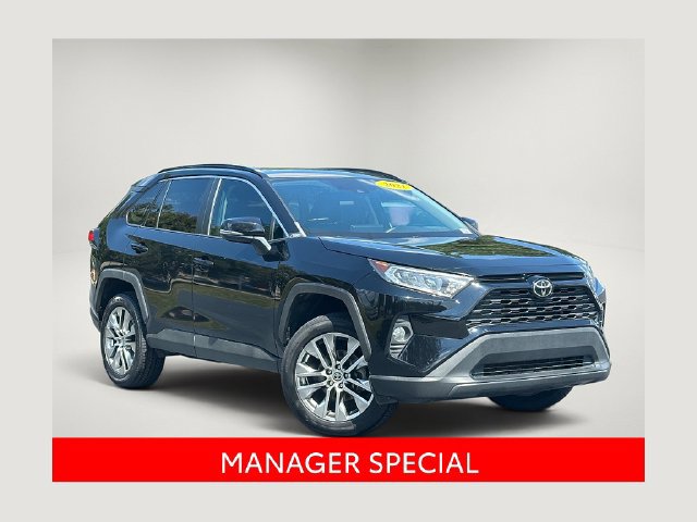 Used 2021 Toyota RAV4 XLE Premium FWD image 1