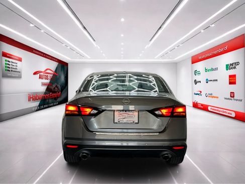 Used 2023 Nissan Altima 2.5 SL AWD/4WD image 6