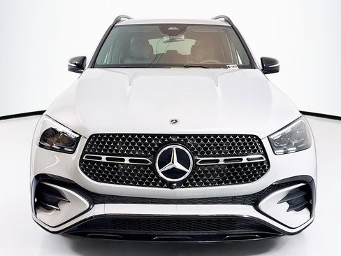 New 2025 Mercedes-Benz GLE 580 4MATIC image 2