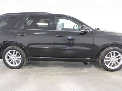 Used 2023 Dodge Durango GT image 11