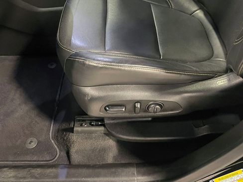 Used 2019 Chevrolet Traverse Premier w/ Redline Edition AWD/4WD image 27
