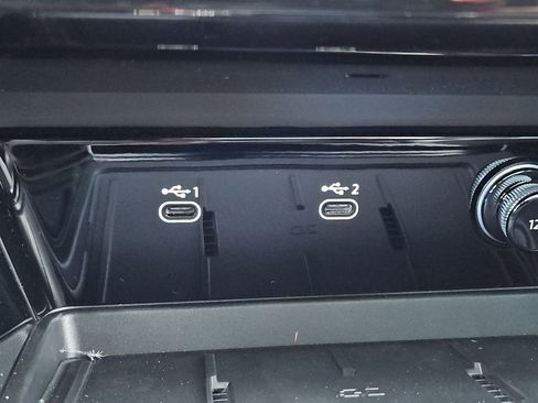 New 2025 Audi Q5 Premium Plus image 12