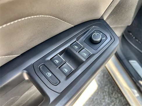 Used 2023 Volkswagen Atlas SE image 22