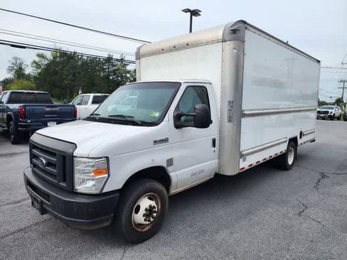 Used 2018 Ford E-350 and Econoline 350 Super Duty image 4