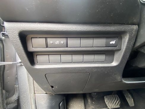 Used 2023 Mitsubishi Outlander SE image 14