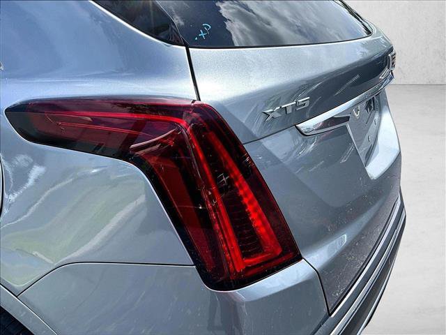 Certified 2023 Cadillac XT5 Premium Luxury FWD image 30
