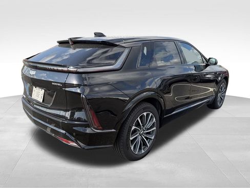 Certified 2024 Cadillac Lyriq Sport w/ LPO, Floor Liner Package AWD/4WD image 3