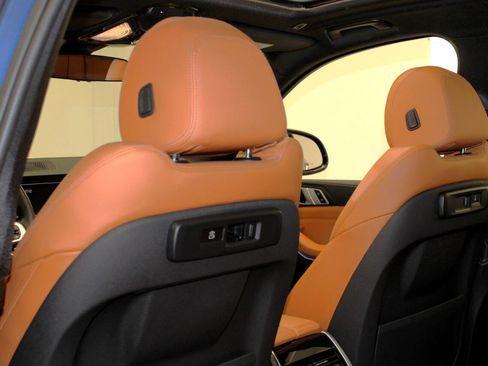 Used 2019 BMW X5 xDrive40i w/ Convenience Package image 38