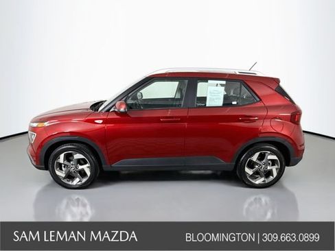 Used 2024 Hyundai Venue Limited FWD image 4