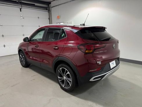 Used 2021 Buick Encore GX Select w/ Advanced Technology Package FWD image 5