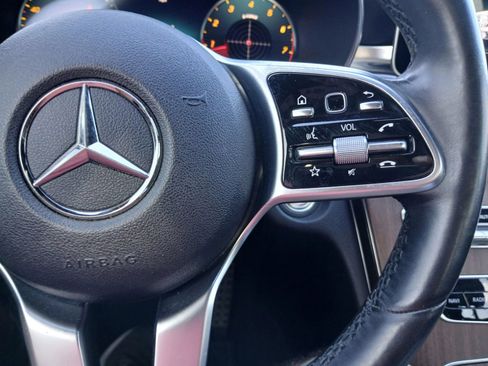 Used 2019 Mercedes-Benz C 300 4MATIC Sedan image 29