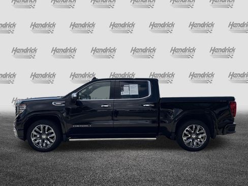 Used 2023 GMC Sierra 1500 Denali w/ Denali Reserve Package AWD/4WD image 7