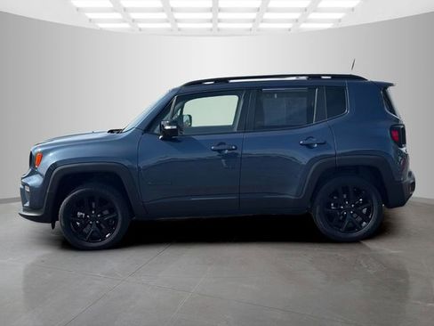 Used 2023 Jeep Renegade Altitude w/ Convenience Group I AWD/4WD image 4