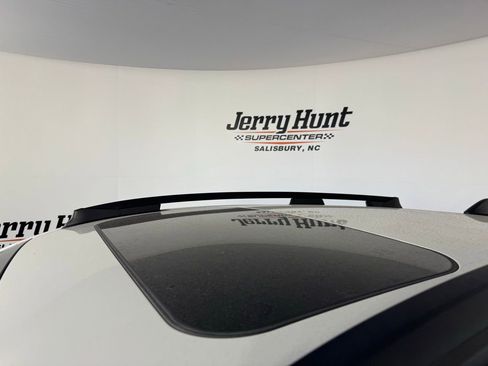 Used 2024 Subaru Crosstrek 2.0i Premium image 6