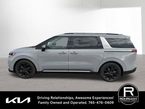 Used 2024 Kia Carnival SX Prestige image 7