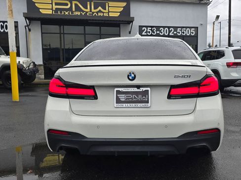 Used 2023 BMW 540i w/ M Sport Package image 9