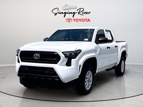 Used 2024 Toyota Tacoma SR AWD/4WD image 3