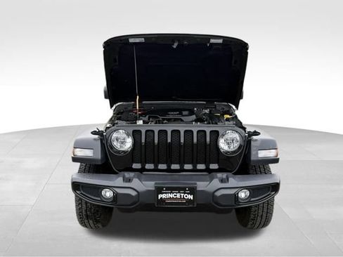 Certified 2022 Jeep Wrangler Unlimited Sport image 9