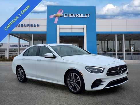 Used 2021 Mercedes-Benz E 350 4MATIC Sedan image 3
