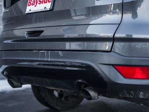 Used 2019 Ford Escape SE image 11