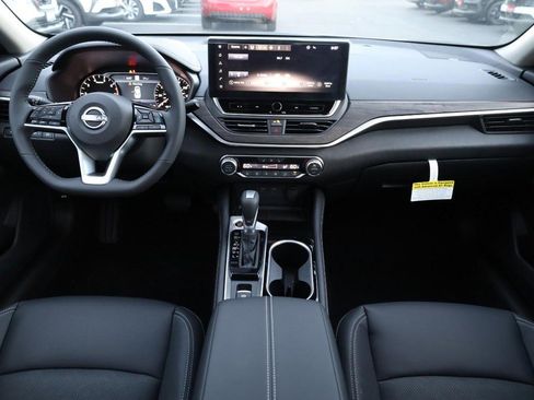 New 2025 Nissan Altima 2.5 SL image 22