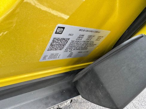 Used 2024 Chevrolet Trax RS w/ Sunroof Package image 24