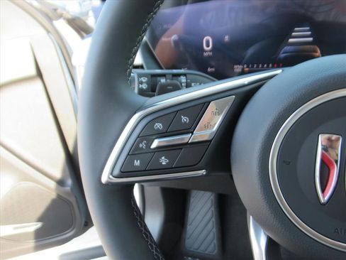 New 2026 Buick Envision Avenir image 18