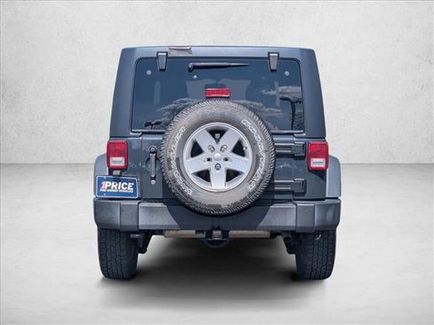 Used 2017 Jeep Wrangler Unlimited Sport w/ Quick Order Package 24S AWD/4WD image 7