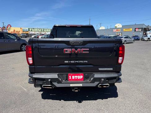 Used 2022 GMC Sierra 1500 Elevation w/ X31 Off-Road Package AWD/4WD image 4