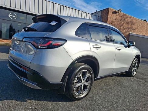 Used 2023 Honda HR-V EX-L image 6