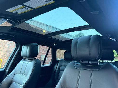Used 2019 Land Rover Range Rover HSE AWD/4WD image 36