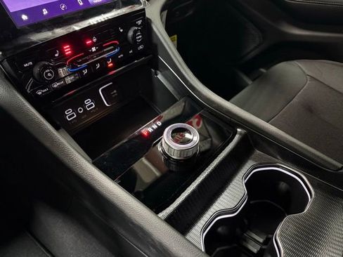 New 2026 Jeep Grand Cherokee Laredo image 19