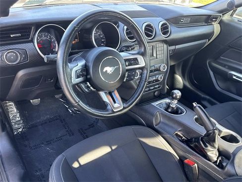 Certified 2020 Ford Mustang Coupe image 7