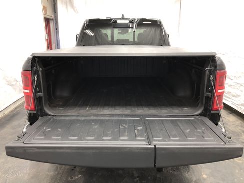 Used 2025 RAM 1500 Limited image 10