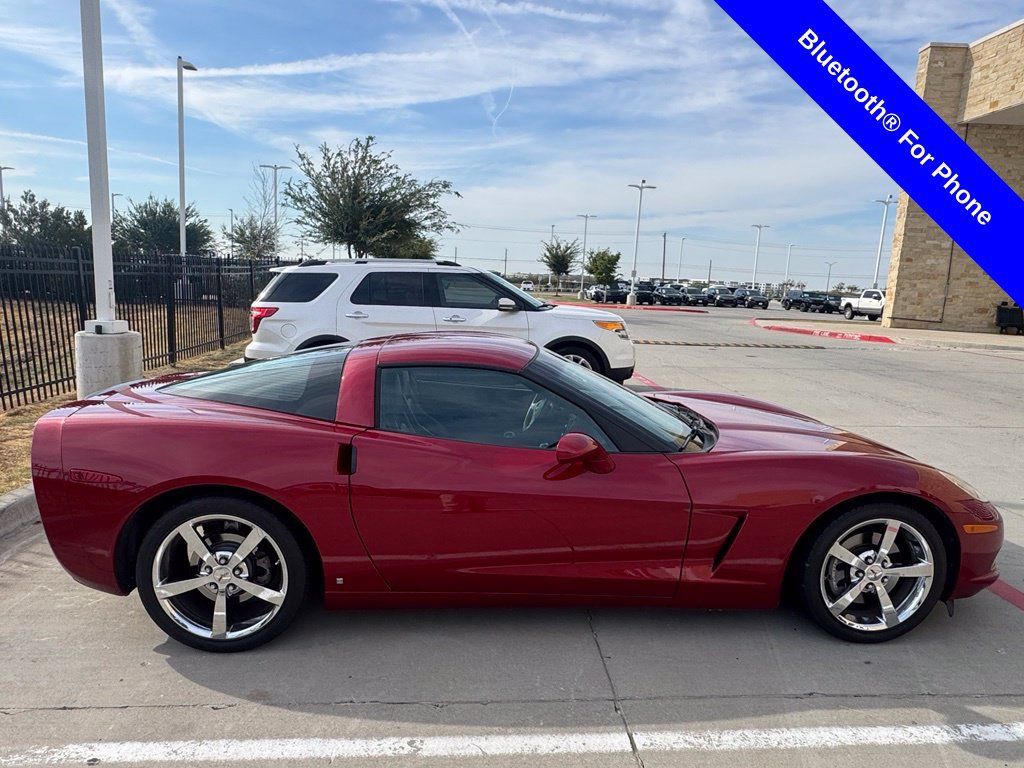 Used 2009 Chevrolet Corvette Coupe w/ Preferred Equipment Group RWD image 8