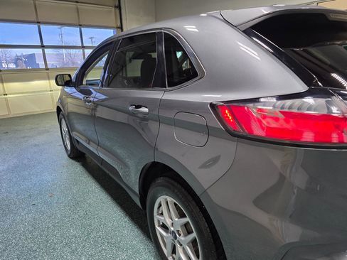 Used 2021 Ford Edge SEL w/ Cargo Accessory Package image 10