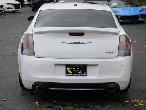 Used 2014 Chrysler 300 SRT8 w/ Leather Interior Group image 10