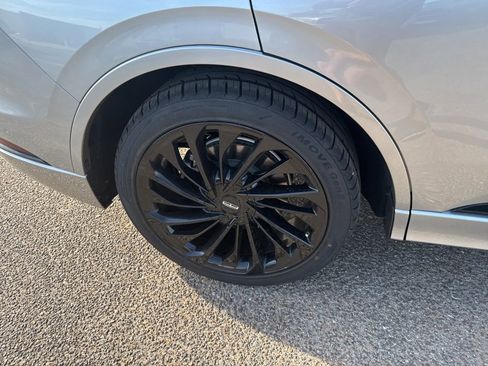 Used 2023 Lincoln Aviator Reserve w/ Equipment Group 201A image 19