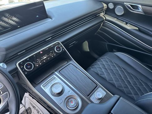 Used 2024 Genesis GV80 3.5T w/ Prestige Package image 29