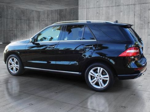 Used 2015 Mercedes-Benz ML 250 BlueTEC 4MATIC image 3