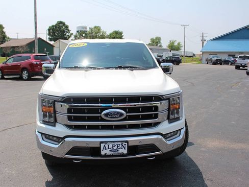 Used 2021 Ford F150 Lariat image 2