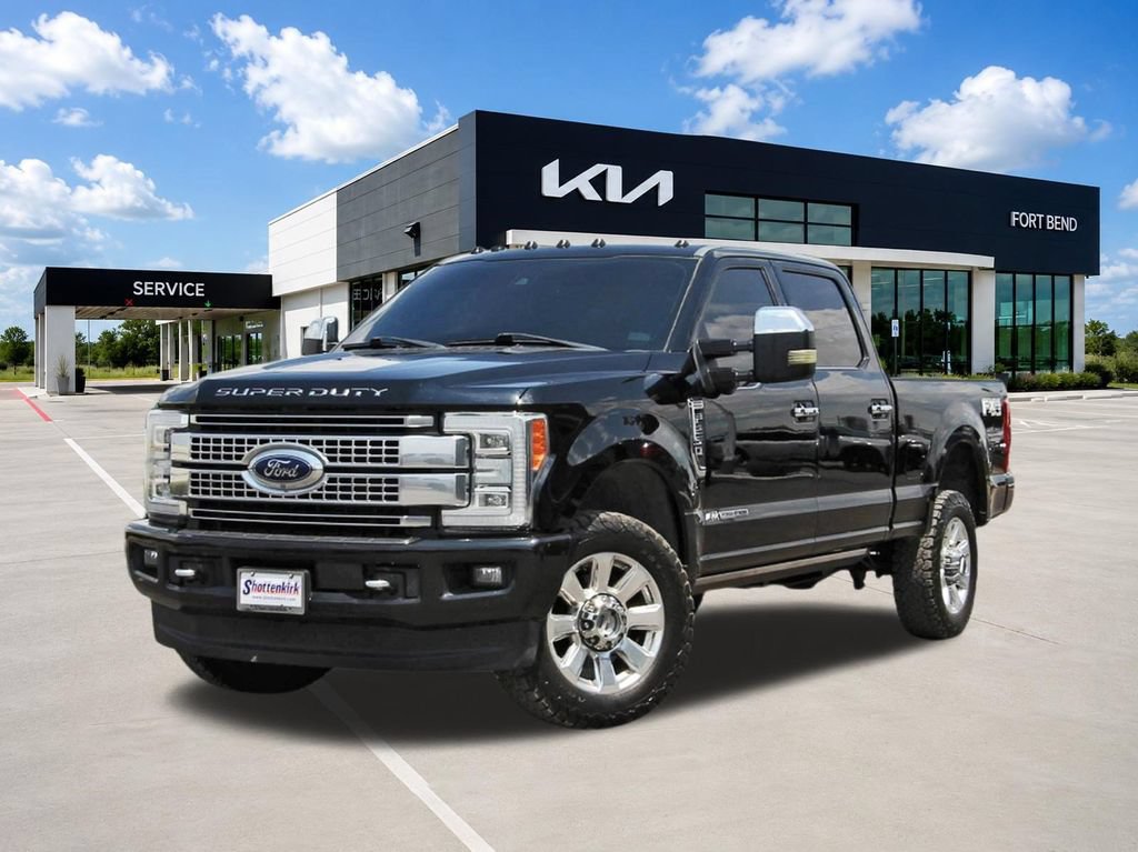 Used 2018 Ford F250 Platinum w/ Platinum Ultimate Package AWD/4WD image 1