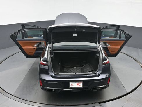 Used 2023 BMW 760i xDrive w/ Luxury Rear Seating Package AWD/4WD image 45